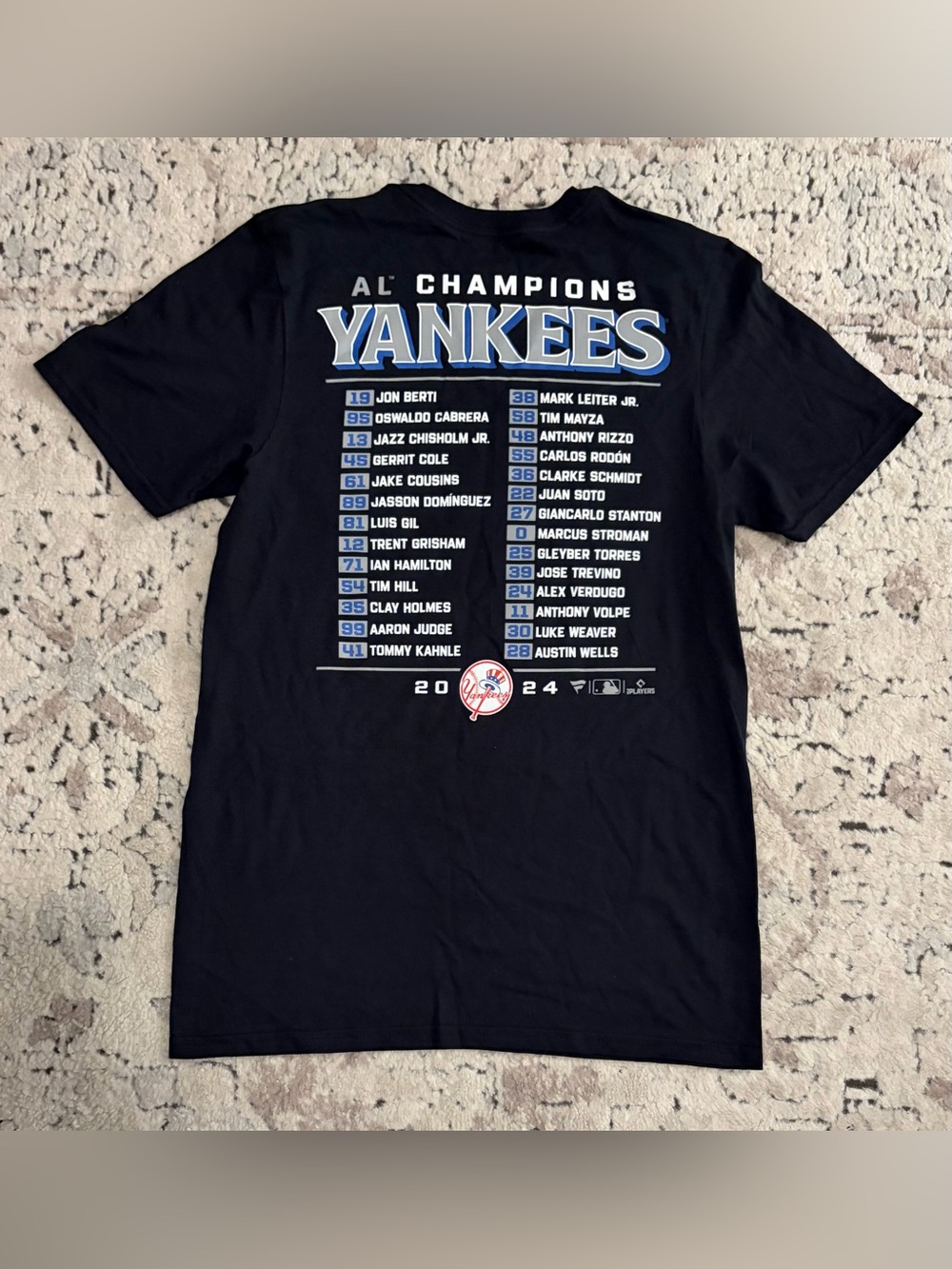 Fanatics NY New York Yankees 2024 Champions Roster Baseball T-Shirt Men’s Sz: S - Picture 2 of 5
